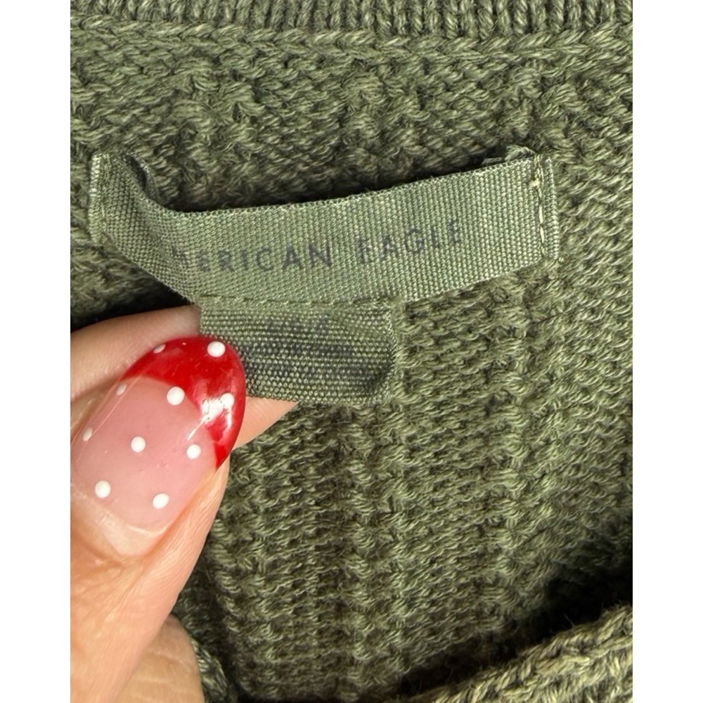 American Eagle Olive Green Cable Knit Sweater Tank Top Cropped V-Neck Large - Picture 2 of 5